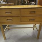 701 6402 CHEST OF DRAWERS